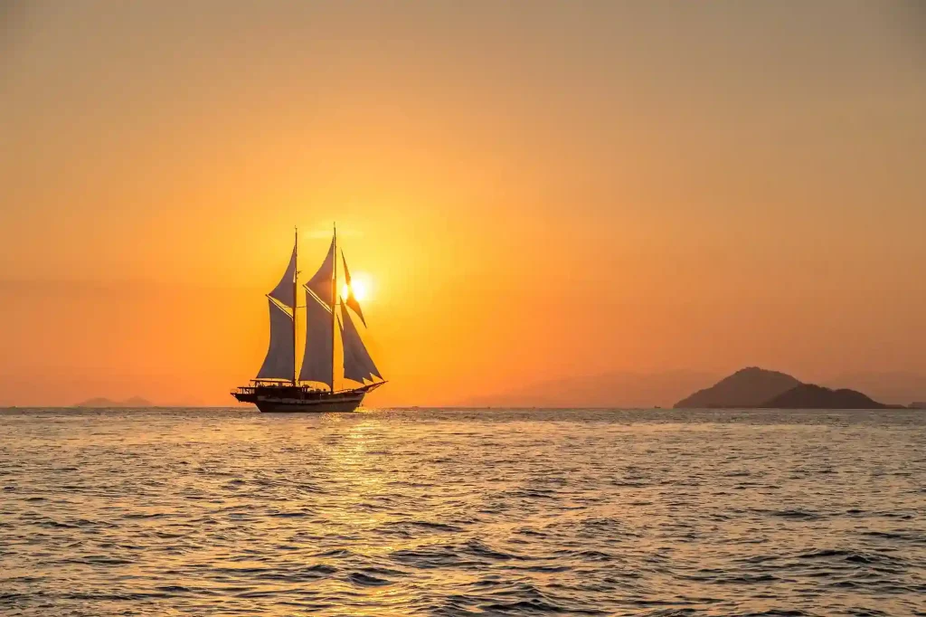 Your 2027 Komodo Insider Checklist: Navigating Luxury Liveaboards
